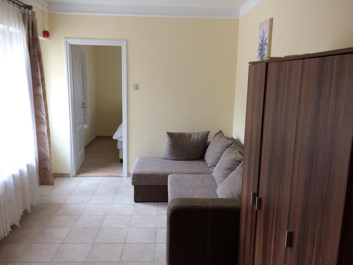 Harmónia Panzió Apartman