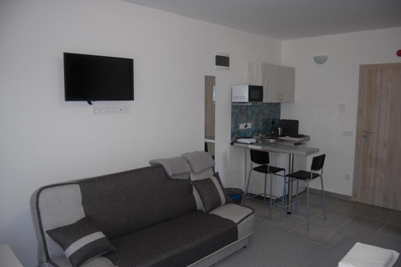 Harmónia Panzió Apartman *