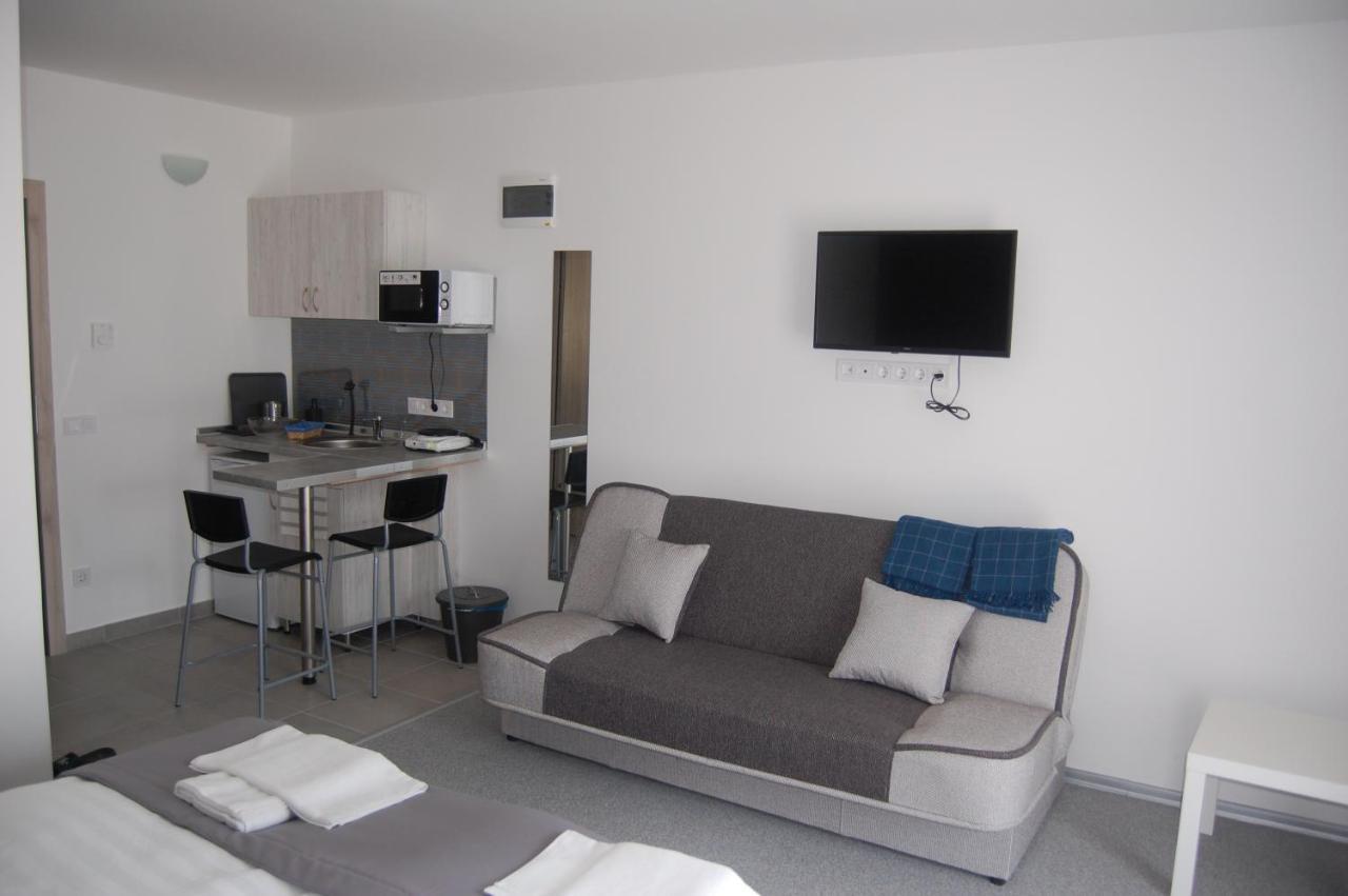 Harmónia Panzió Apartman *