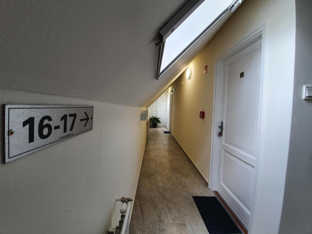 Harmónia Panzió Apartman *